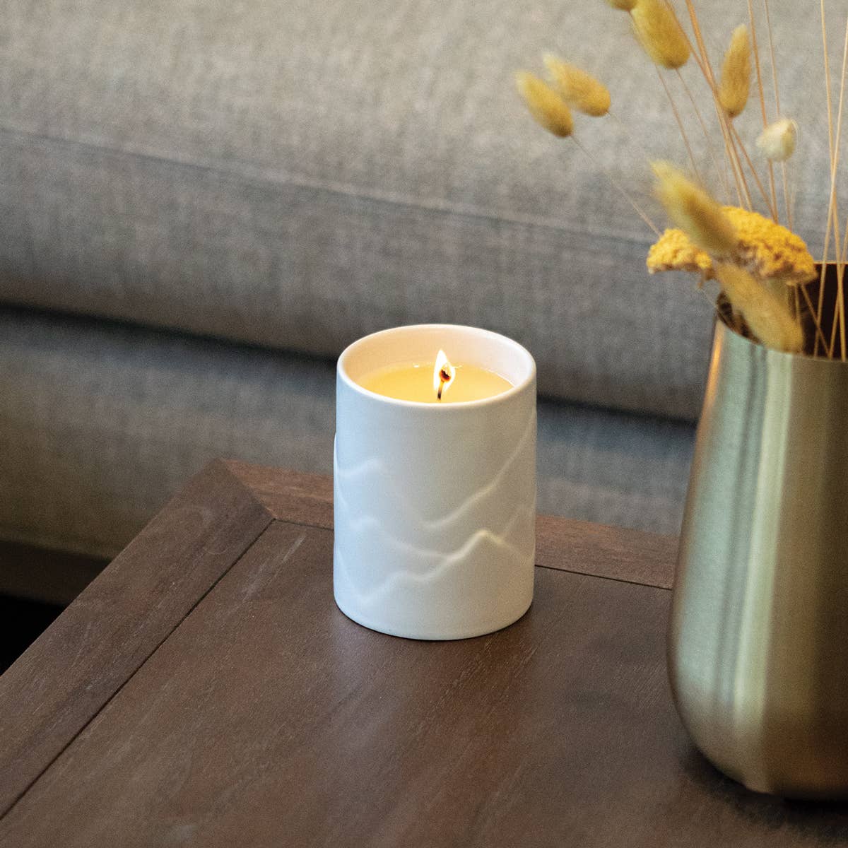 White Pine 12 oz. Balsam & Feather Mountain Candle - Image 3